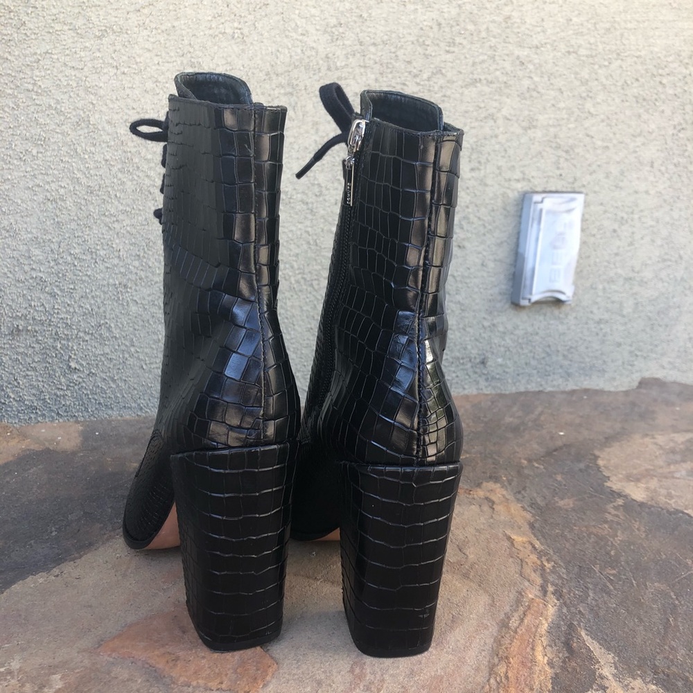 Schutz Leysi Croc Embossed bootie - Picture 6 of 10